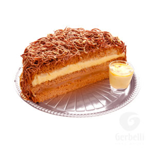 Bolo de Maracujá e Brigadeiro