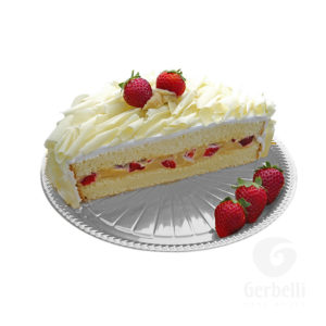 Bolo de Morango com Brigadeiro Branco
